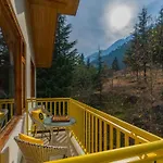 The Hosteller Manali, Old Manali