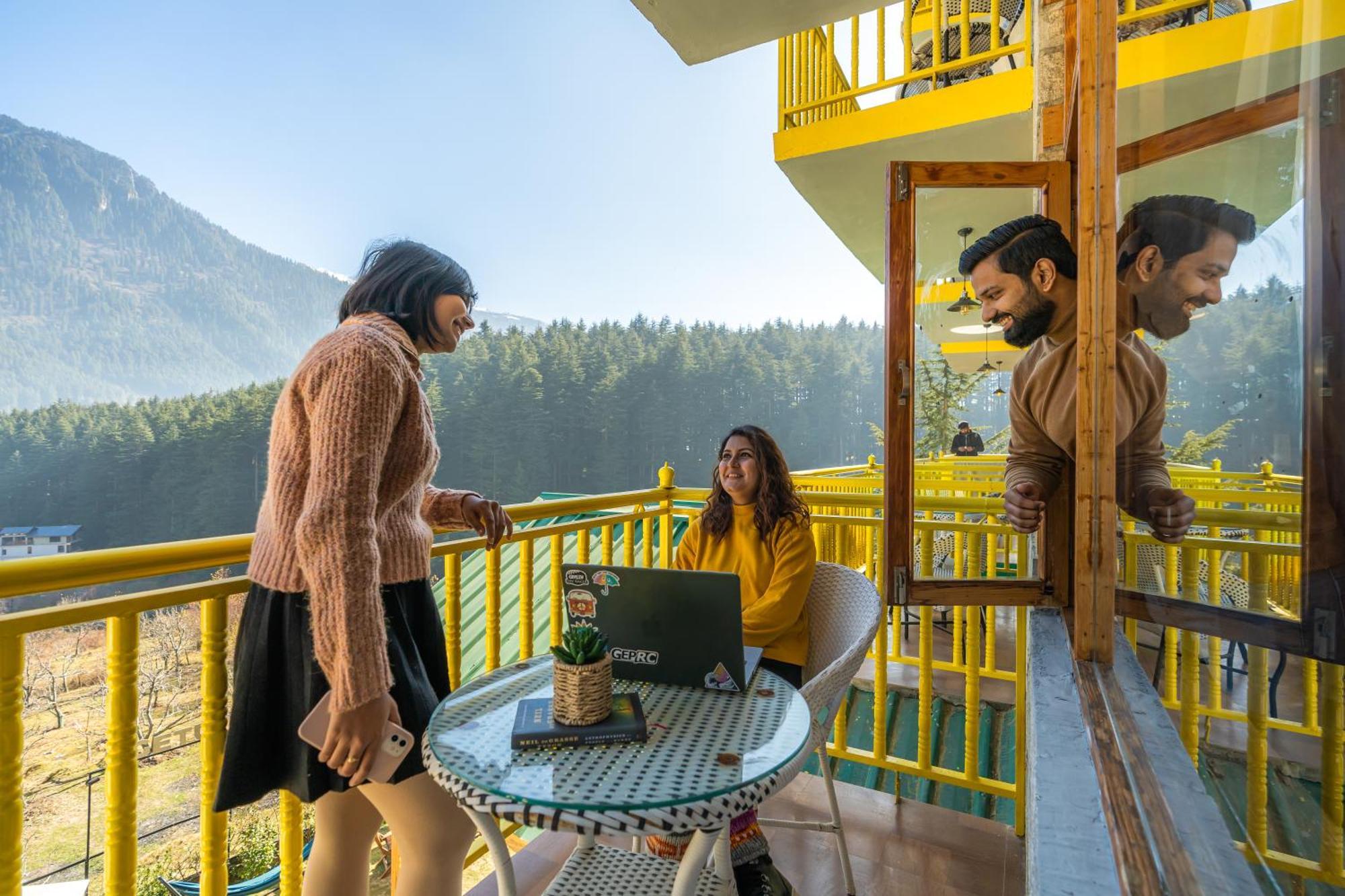 Hostel The Manali, Old