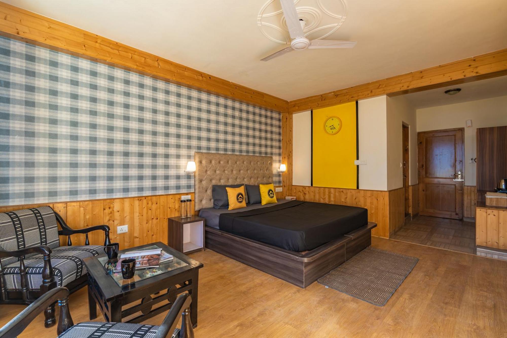Hostel The Manali, Old *